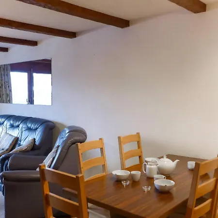Mondzeu Apartment *